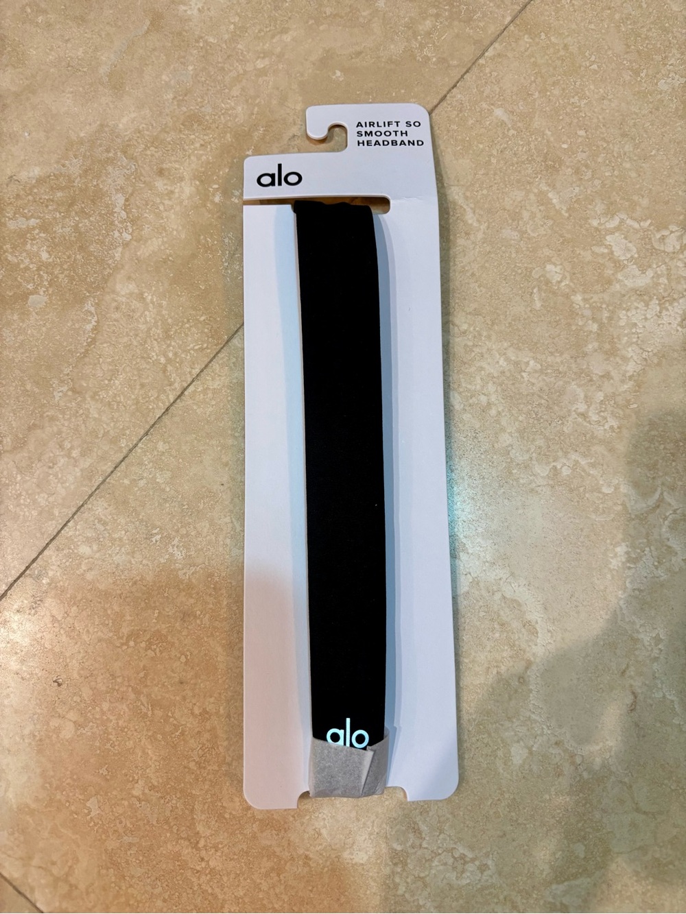 ALO Yoga Black Airlift So Smooth Headband